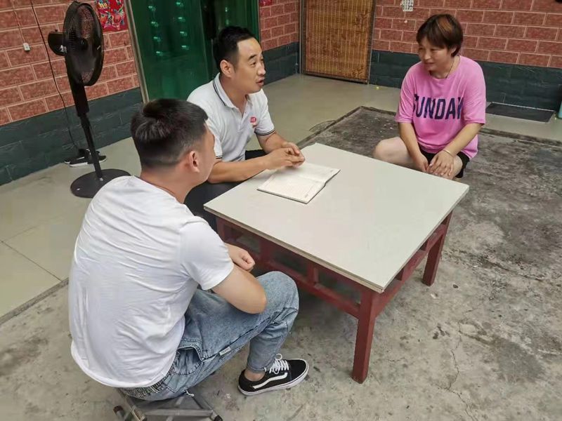 博農(nóng)乳業(yè)黨支部扎實(shí)開展“入戶訪民情、我來(lái)辦實(shí)事”活動(dòng)